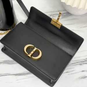  Dior 30 Montaigne East-West Bag With Chain - DH06