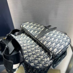 Dior Saddle Bag - DM02