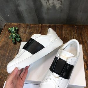 Valentino Garavani Open Calfskin Sneaker - VS05