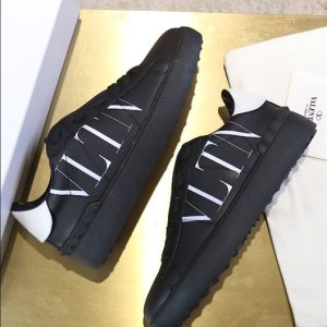 Valentino Garavani Open Sneaker in calfskin With VLTN Logo Print - VS07