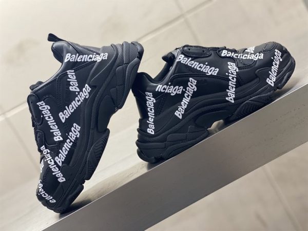 Balenciaga Triple S Logotype Trainers Sneakers - GS29