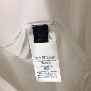 Louis Vuitton T-shirt - LT06