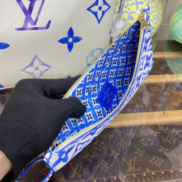 Louis Vuitton Neverfull MM Tote Bags - L13