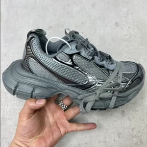 Balenciaga Men's 3XL Sneaker In Grey - GS38