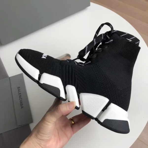 Balenciaga Speed 2.0 Lace-Up Sneaker in Black- GS49