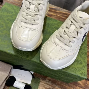 Gucci Interlocking G Rhyton Sneakers In Ivory - CS21