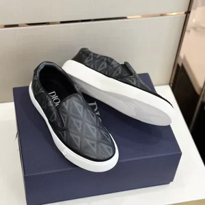 Dior B101 Slip-On Sneaker In Black - DS33