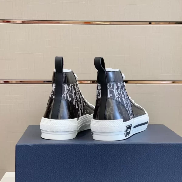 Dior B23 High-Top Sneaker In Black and White - DS31