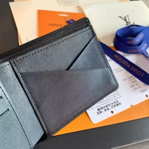 Louis Vuitton Multiple Wallet - LW07