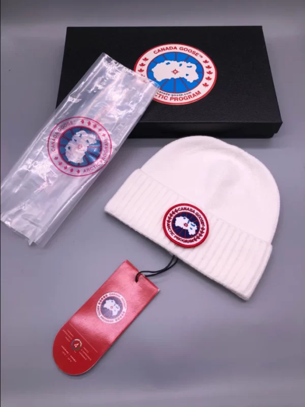 Canada Goose Arctic Toque Beanie