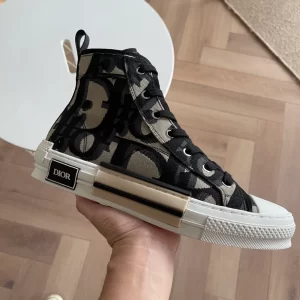 B23 Dior High-Top Sneakers