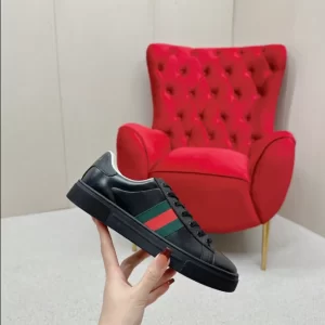 Gucci Gucci Ace GG Crystal Canvas Sneaker - CS28