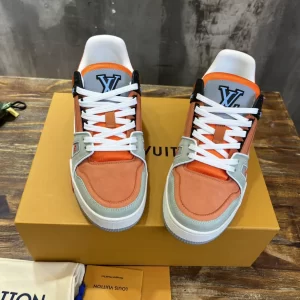 Louis Vuitton Trainer Sneaker In Orange - LS84