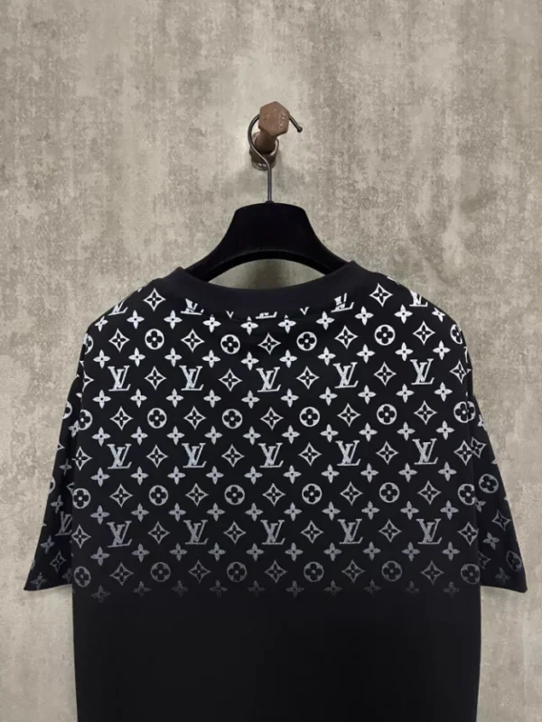 Louis Vuitton Gradient Cotton T-Shirt - LT33