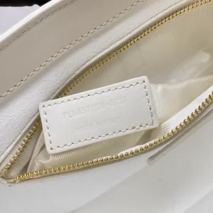 Saint Laurent Le 5 à 7 in Smooth Leather Bag - YSL18