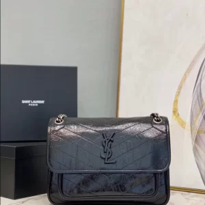 Saint Laurent Niki Medium In Vintage Leather Bag - YSL25