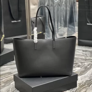 Saint Laurent Shopping Saint Laurent Leather Tote Bag - YST03