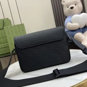 Gucci Crossbody Bag In Black - GM08