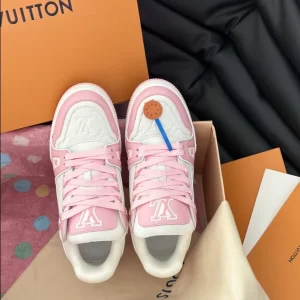 Louis Vuitton Trainer Sneakers - LS94