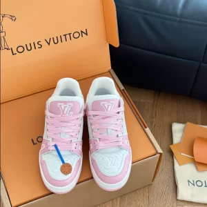 Louis Vuitton Trainer Sneakers - LS94