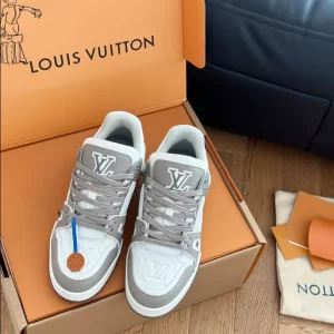 Louis Vuitton Trainer Sneakers - LS97