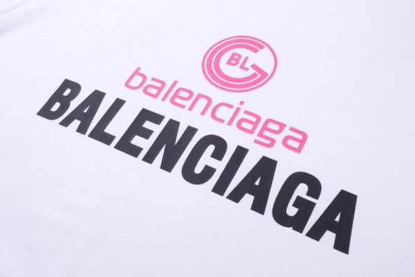 Balenciaga Logo Printed Crewneck T-Shirt - BT06