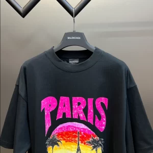 Balenciaga Paris Tropical T-Shirt in Medium Fit - BT29