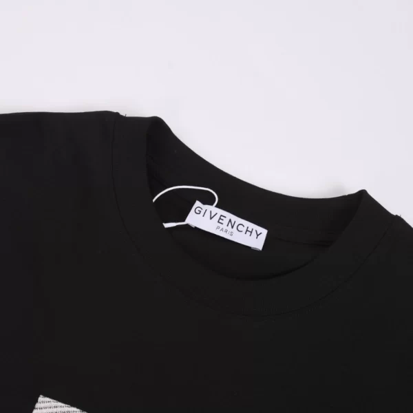 Givenchy Cotton T-shirt - CT01