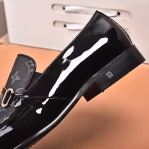 Louis Vuitton Loafer - LL16