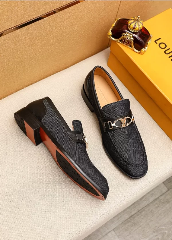 Louis Vuitton Major Loafer - LL08