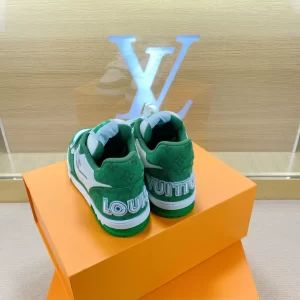 Louis Vuitton Trainer Sneaker - LS112