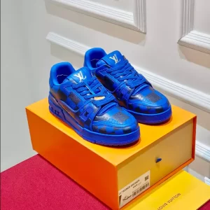 Louis Vuitton Trainer Sneakers In Blue - LS101