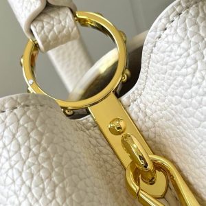 Louis Vuitton Capucines BB Handbag