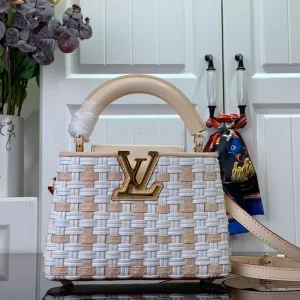 Louis Vuitton Capucines BB Handbag - LH41