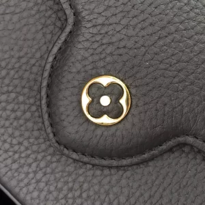 Louis Vuitton Capucines Mini Handbag - LH40