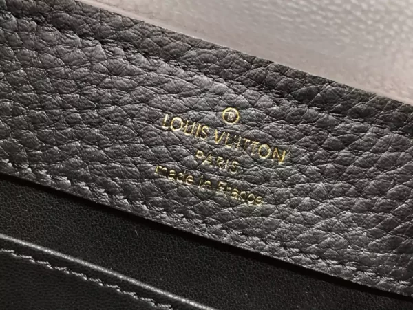 Louis Vuitton Capucines Mini Handbag - LH40