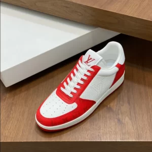 Louis Vuitton Rivoli Sneaker - LS143