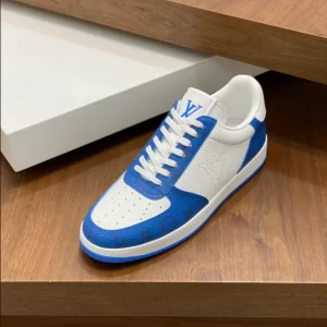 Louis Vuitton Rivoli Sneaker - LS144