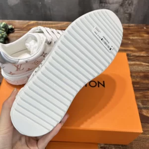 Louis Vuitton Time Out Sneaker - LS135