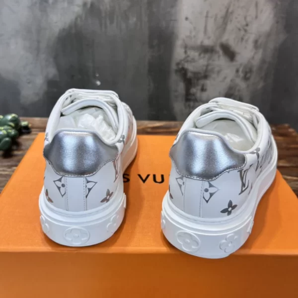 Louis Vuitton Time Out Sneaker - LS135