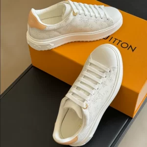 Louis Vuitton Time Out Sneaker - LS148