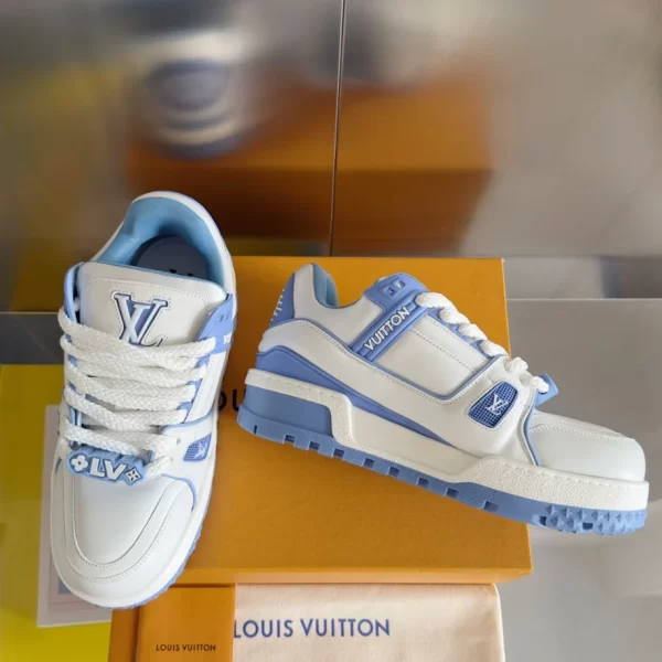 Louis Vuitton Trainer Maxi Sneaker - LS131