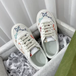 Gucci Embossed Sneaker - CS65