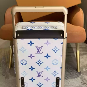 Louis Vuitton Horizon 55 Suitcase - LD08