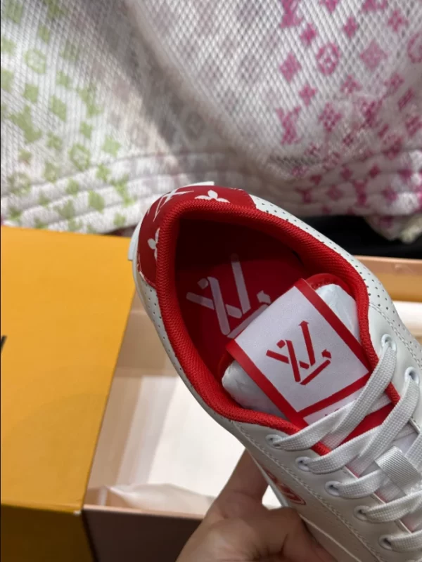 Louis Vuitton Charlie Sneaker - LS163