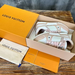 Louis Vuitton Trainer Sneaker In Pink - LS159