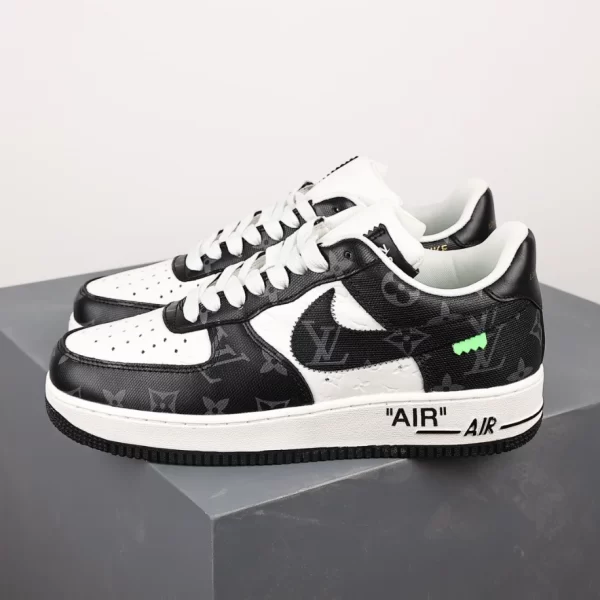 Louis Vuitton x Nike Air Force 1 Low Sneaker - LS186