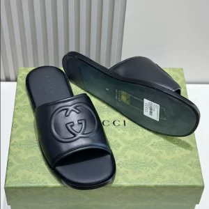 Gucci Men's Slide Sandal with Interlocking G - SG13