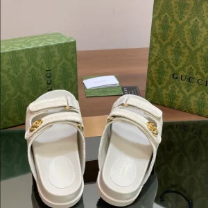 Gucci Sandal with Buckles - SG16