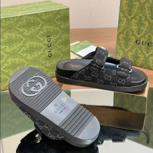 Gucci Sandal with Buckles - SG17